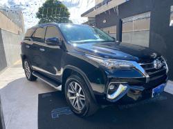 TOYOTA Hilux SW4 2.8 16V 4P SRX 4X4 7 LUGARES TURBO DIESEL AUTOMTICO