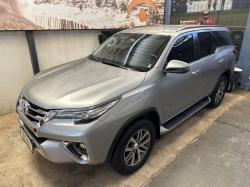 TOYOTA Hilux SW4 2.8 16V 4P SRX 4X4 7 LUGARES TURBO DIESEL AUTOMTICO