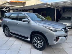 TOYOTA Hilux SW4 2.8 16V 4P SRX 4X4 7 LUGARES TURBO DIESEL AUTOMTICO