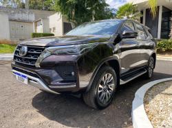 TOYOTA Hilux SW4 2.8 16V 4P SRX 4X4 7 LUGARES TURBO DIESEL AUTOMTICO