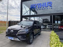 TOYOTA Hilux SW4 2.8 16V 4P SRX 4X4 7 LUGARES TURBO DIESEL AUTOMTICO