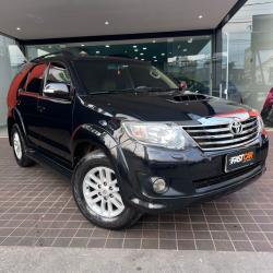 TOYOTA Hilux SW4 3.0 16V 4P SRV 4X4 7 LUGARES TURBO DIESEL AUTOMTICO