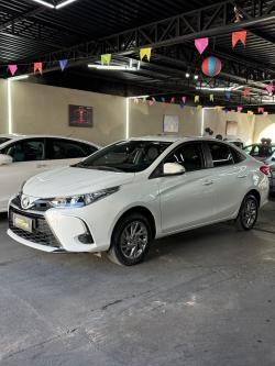 TOYOTA Yaris Hatch 1.5 16V 4P FLEX XS CONNECT MULTIDRIVE AUTOMTICO CVT