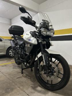 TRIUMPH Tiger 800 XRX