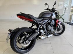 TRIUMPH Trident 660 