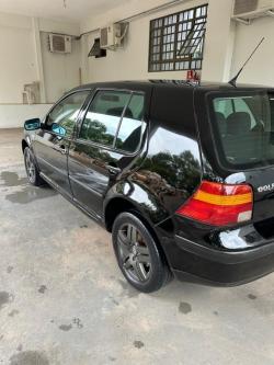 VOLKSWAGEN Golf 1.6 4P