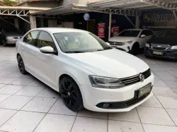 VOLKSWAGEN Jetta 2.0 4P FLEX CONFORTLINE TIPTRONIC AUTOMTICO