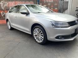 VOLKSWAGEN Jetta 2.0 4P TSI HIGHLINE 211 CV AUTOMTICO