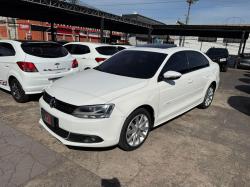 VOLKSWAGEN Jetta 2.0 4P FLEX CONFORTLINE TIPTRONIC AUTOMTICO