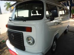 VOLKSWAGEN Kombi 1.4 FLEX STD 9 LUGARES