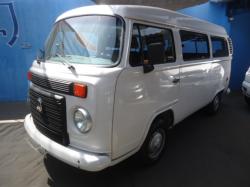 VOLKSWAGEN Kombi 1.4 FLEX STD 9 LUGARES