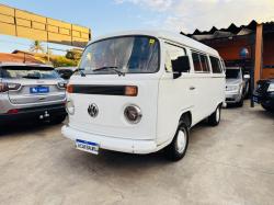 VOLKSWAGEN Kombi 1.6 STD 9 LUGARES