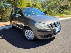 VOLKSWAGEN Polo Sedan 1.6 4P FLEX