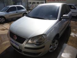 VOLKSWAGEN Polo Sedan 1.6 4P FLEX