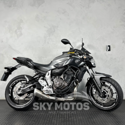 YAMAHA MT-07 700 ABS