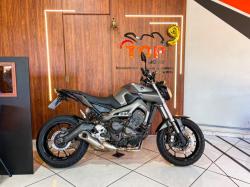 YAMAHA MT-09 850 ABS