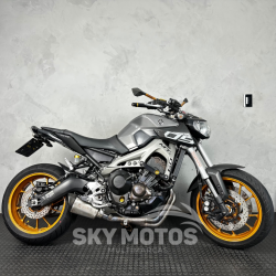 YAMAHA MT-09 850 ABS