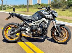YAMAHA MT-09 850 ABS