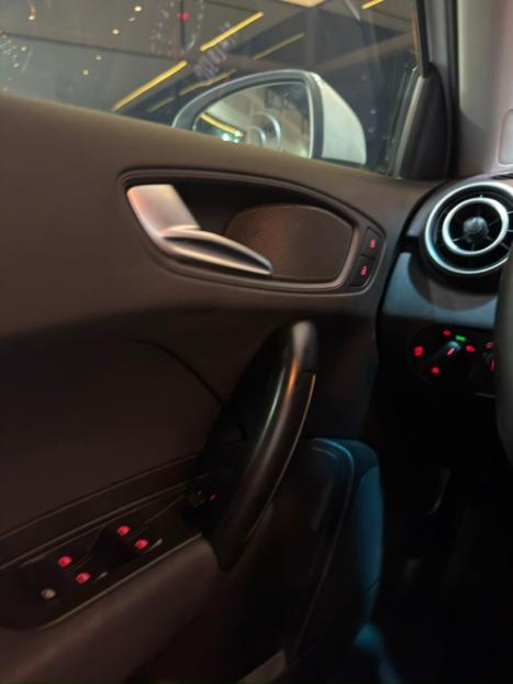 AUDI A1 1.4 16V 4P TFSI SPORTBACK ATRACTION S-TRONIC AUTOM�TICO, Foto 13