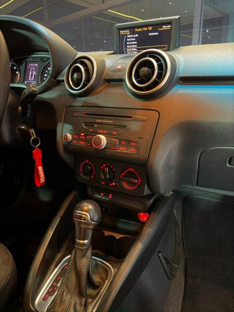 AUDI A1 1.4 16V 4P TFSI SPORTBACK ATRACTION S-TRONIC AUTOM�TICO, Foto 14