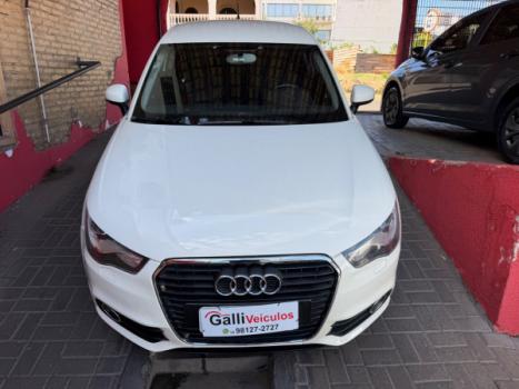 AUDI A1 1.4 16V 4P TFSI ATRACTION S-TRONIC AUTOM�TICO, Foto 2