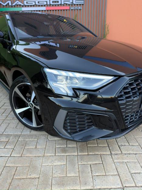 AUDI A3 1.4 16V 4P 35 TFSI SPORTBACK S-LINE LIMITED TIPTRONIC AUTOM�TICO, Foto 2