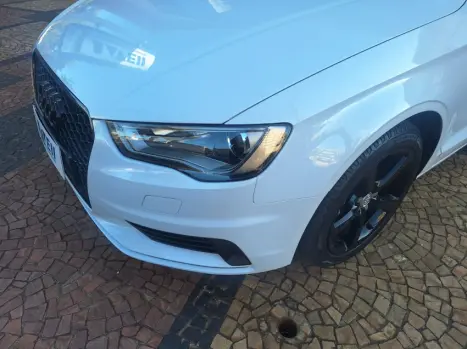 AUDI A3 1.4 16V 4P TFSI ATTRACTION S-TRONIC AUTOMTICO, Foto 7