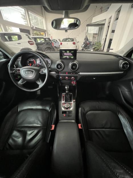 AUDI A3 1.4 16V 4P TFSI SPORTBACK S-TRONIC AUTOM�TICO, Foto 8