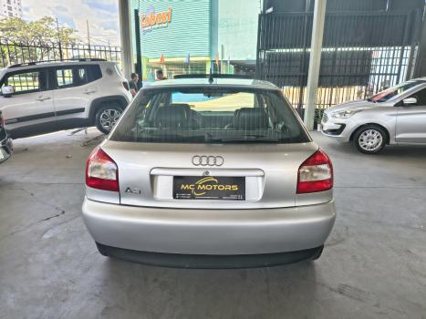 AUDI A3 1.8 4P, Foto 8