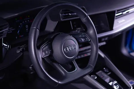 AUDI A3 2.0 16V 4P 40 TFSI SPORTBACK S-LINE TIPTRONIC AUTOM�TICO, Foto 6