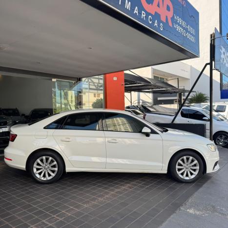 AUDI A3 Sedan 1.4 16V 4P TFSI ATTRACTION AUTOM�TICO, Foto 3