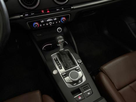 AUDI A3 Sedan 2.0 16V 4P TFSI PERFORMANCE BLACK S-TRONIC AUTOM�TICO, Foto 10