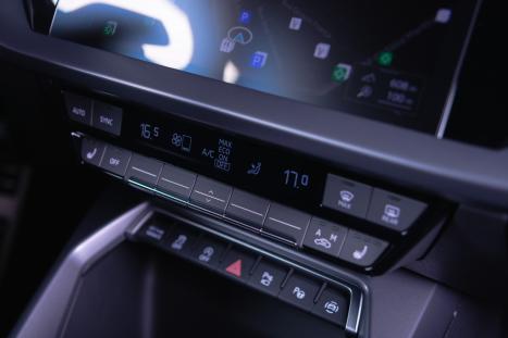 AUDI A3 Sedan 2.0 16V 4P TFSI PERFORMANCE S-TRONIC AUTOM�TICO, Foto 8