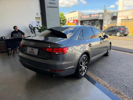 AUDI A4 2.0 16V 4P TFSI ATTRACTION AUTOM�TICO, Foto 4