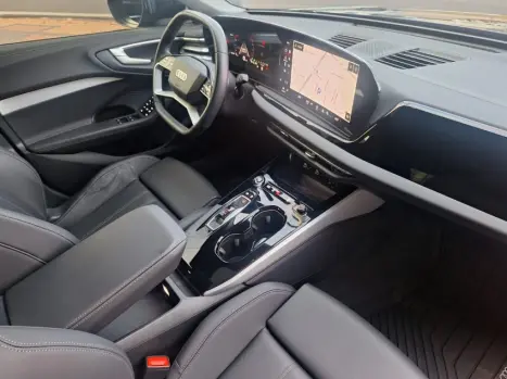AUDI A5 2.0 16V 4P TFSI PERFORMACE S EDITION QUATTRO S-TRONIC AUTOM�TICO, Foto 17