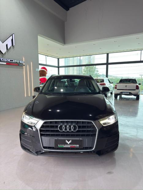 AUDI Q3 1.4 4P 35 TFSI BLACK S-TRONIC AUTOMTICO, Foto 5