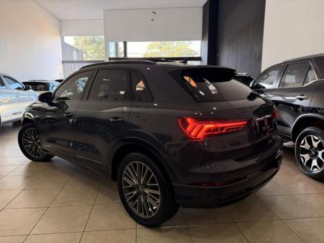 AUDI Q3 1.4 4P TFSI BLACK EDITION S-TRONIC AUTOM�TICO, Foto 4