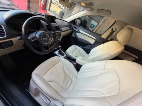 AUDI Q3 1.4 4P TFSI ATTRACTION S-TRONIC AUTOM�TICO, Foto 8