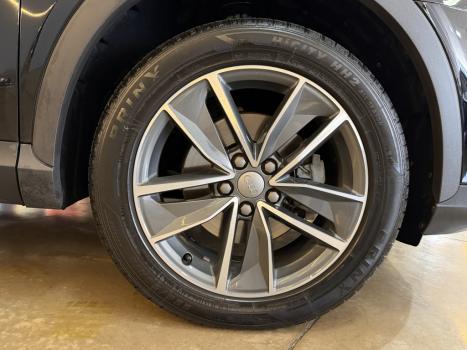 AUDI Q3 1.4 4P TFSI FLEX PRESTIGE PLUS S-TRONIC AUTOM�TICO, Foto 5
