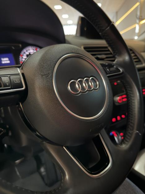 AUDI Q3 1.4 4P TFSI FLEX PRESTIGE PLUS S-TRONIC AUTOM�TICO, Foto 3
