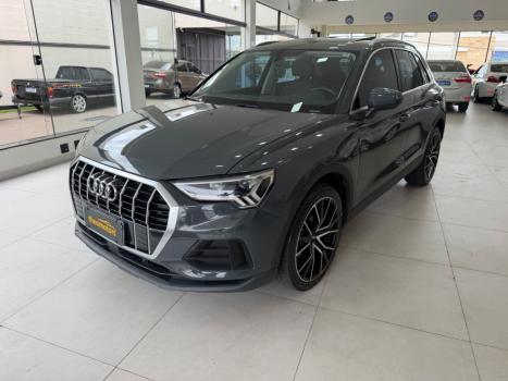 AUDI Q3 1.4 4P TFSI FLEX PRESTIGE PLUS S-TRONIC AUTOM�TICO, Foto 2