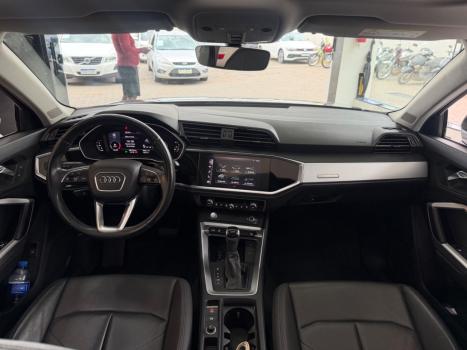 AUDI Q3 1.4 4P TFSI FLEX PRESTIGE PLUS S-TRONIC AUTOM�TICO, Foto 8