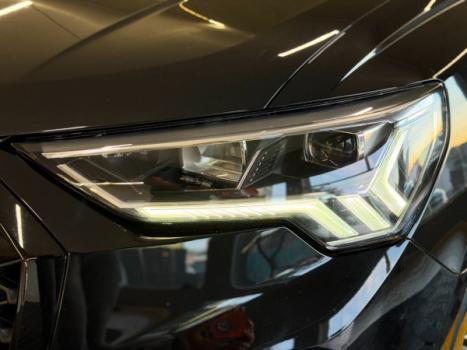 AUDI Q3 2.0 4P 40 TFSI SPORTBACK PERMORMANCE BLACK PLUS QUATTRO TIPTRONIC AUTOM�TICO, Foto 4