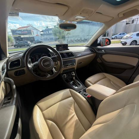 AUDI Q3 2.0 4P TFSI AMBIENTE QUATTRO S-TRONIC AUTOM�TICO, Foto 12