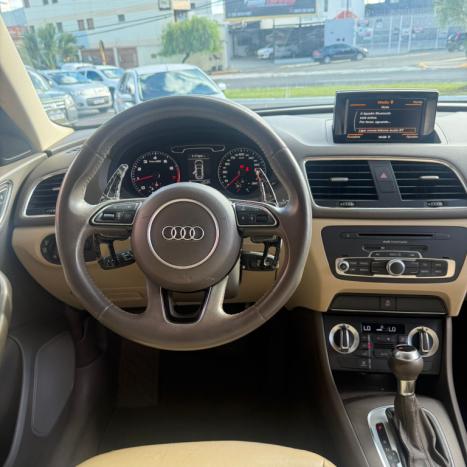 AUDI Q3 2.0 4P TFSI AMBIENTE QUATTRO S-TRONIC AUTOM�TICO, Foto 14