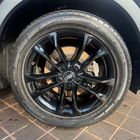 AUDI Q3 2.0 4P TFSI AMBIENTE QUATTRO S-TRONIC AUTOM�TICO, Foto 15