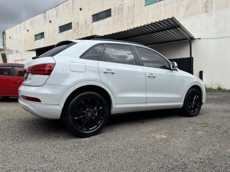 AUDI Q3 2.0 4P TFSI AMBIENTE QUATTRO S-TRONIC AUTOM�TICO, Foto 9