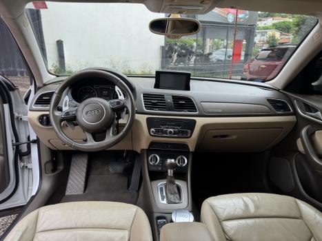 AUDI Q3 2.0 4P TFSI AMBITION QUATTRO S-TRONIC AUTOM�TICO, Foto 8