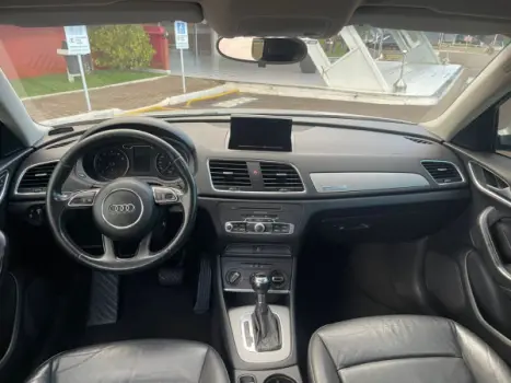 AUDI Q3 2.0 4P TFSI ATTRACTION QUATTRO S-TRONIC AUTOM�TICO, Foto 6
