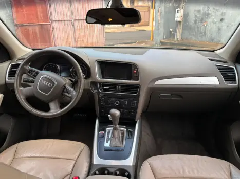 AUDI Q5 2.0 16V 4P TFSI AMBIENTE 16V 225CV AUTOM�TICO, Foto 3